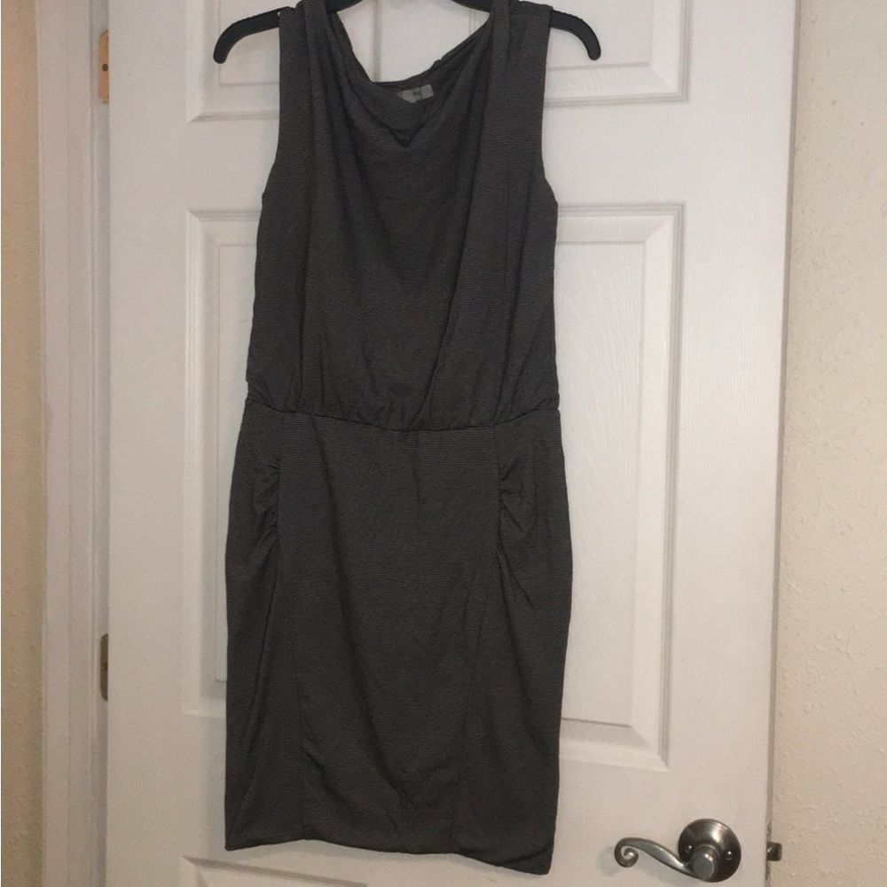 Athleta Gray Sleeveless Dress size small